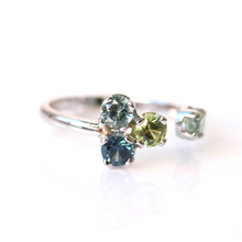 Load image into Gallery viewer, Madagascar sapphire cluster ring

