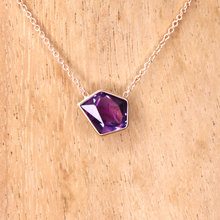 Load image into Gallery viewer, geocut amethyst necklace
